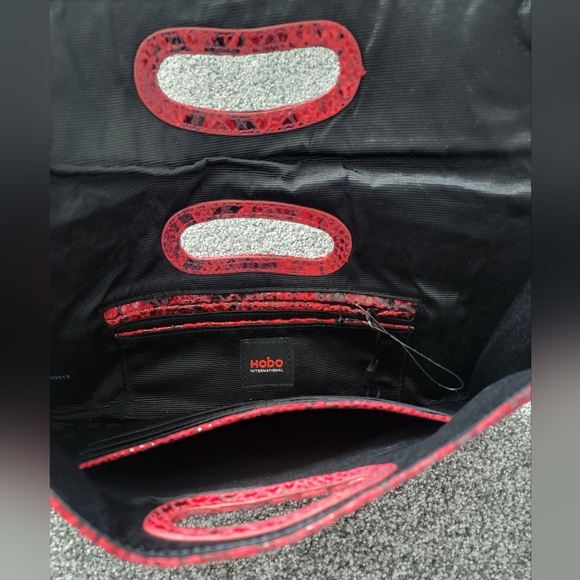 EUC! Hobo Clutch - Picture 3 of 3